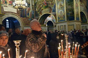 Количество украинцев, которые посещают богослужения, снизилось – исследование 
