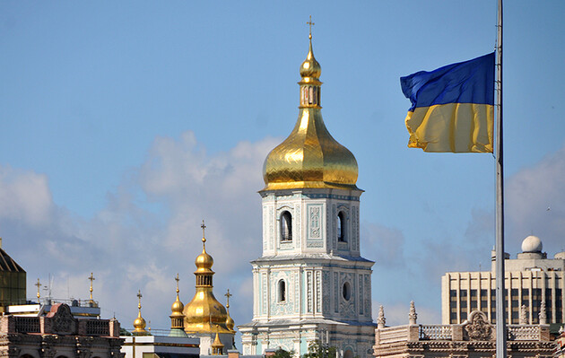 Большинство украинцев просят Бога о помощи Украине – опрос 