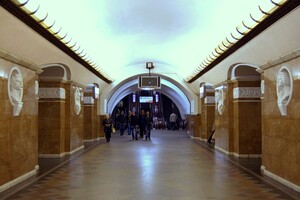 Кияни визначили, ким замінити бюсти Горького та Пушкіна на станції метро «Університет»