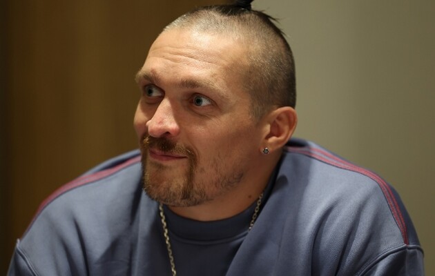 Александр Усик