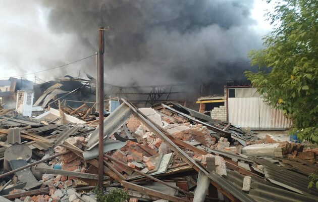 Росіяни вдарили по трьох районах Харківщини. В ОВА повідомили, чи є постраждалі