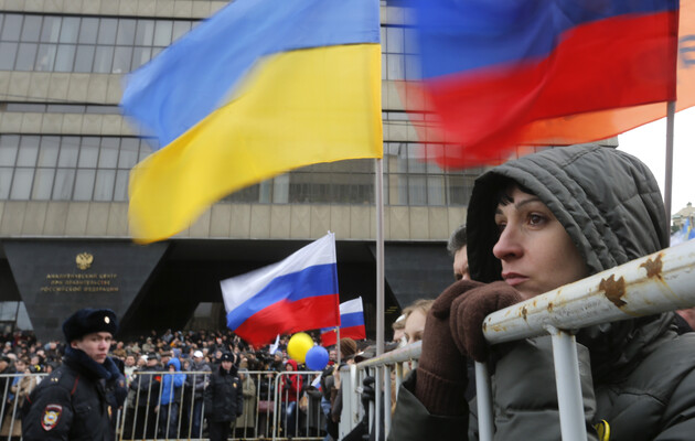 Среди украинцев еще есть те, кто положительно относится к гражданам РФ, поддерживающим войну – опрос