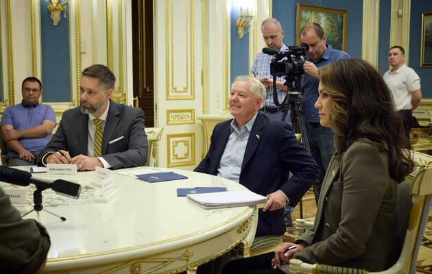 Ліндсі Грем в Офісі президента 26 травня