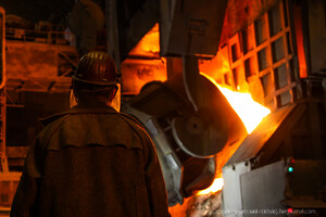 США еще на год продлили приостановку пошлин на украинскую сталь