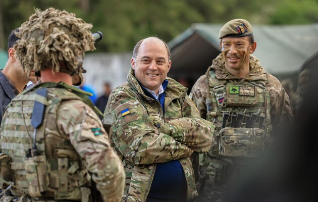 Премьер Британии поддержал желание министра обороны Уоллеса возглавить НАТО