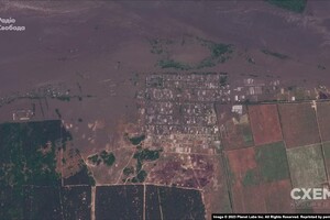На новых спутниковых снимках Каховской ГЭС видны масштабы бедствия, вызванного подрывом дамбы