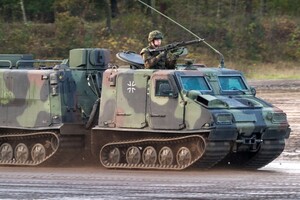 Вездеходы, грузовики и БПЛА — Германия передала Украине новый пакет военной помощи