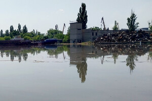 Уровень воды в Херсонской области снижается. Однако затоплено уже более 3 тысяч домов