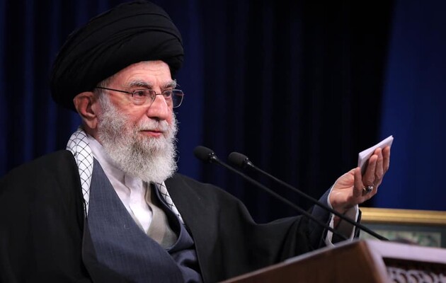 Захід не зможе заборонити Ірану виробляти ядерну зброю, якщо ми захочемо — Хаменеї