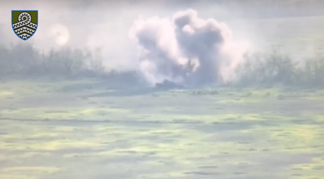 Тарнавський показав ще одне відео втечі росіян: ЗСУ підбили танк з екіпажем