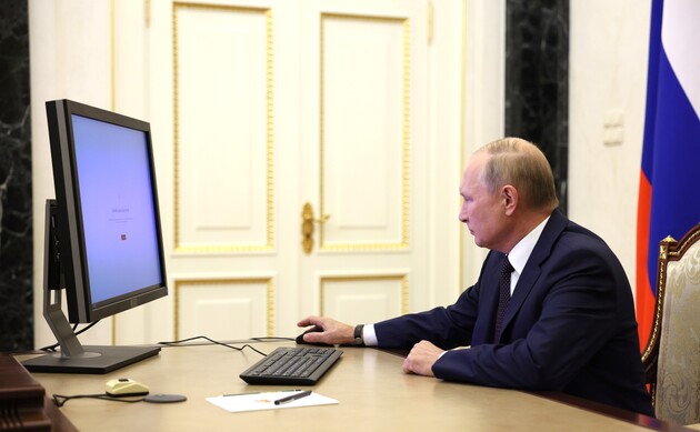 У Кремлі знову заявили, що Путін відкритий для контактів з лідерами Німеччини та Франції