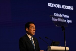 Прем'єр Японії планує поїздку на Близький Схід на тлі посилення активності Китаю в регіоні — KYODO 