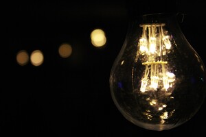 В Киеве и области масштабный сбой энергосистемы, часть потребителей без света