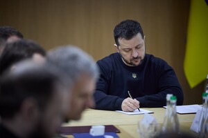 Зеленський доручив Клименку провести розʼяснювальну роботу з українцями про ризики на Запорізькій АЕС