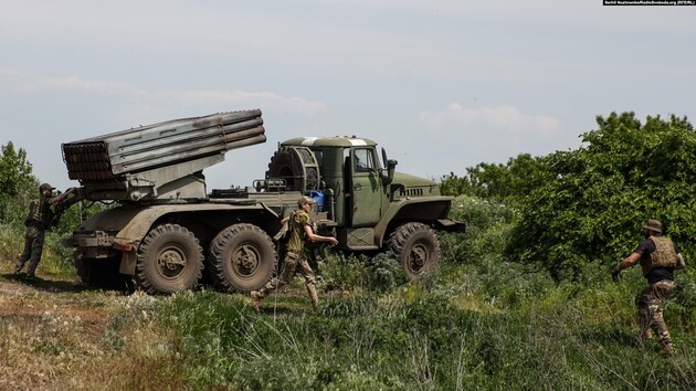Атаки ЗСУ на Донбасі перенапружили сили противника — британська розвідка