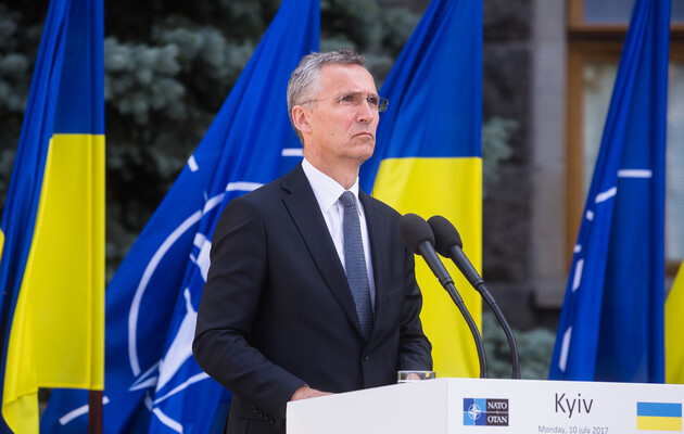 В НАТО говорят, что Столтенберг останется генсеком еще на год — EURACTIV