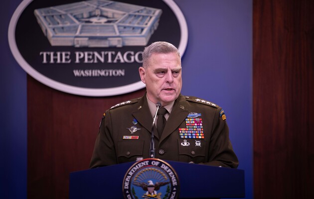США еще не приняли решение относительно ATACMS и кассетных боеприпасов для Украины – генерал Милли