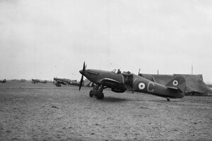 В лісі під Києвом виявили вісім британських літаків часів Другої світової