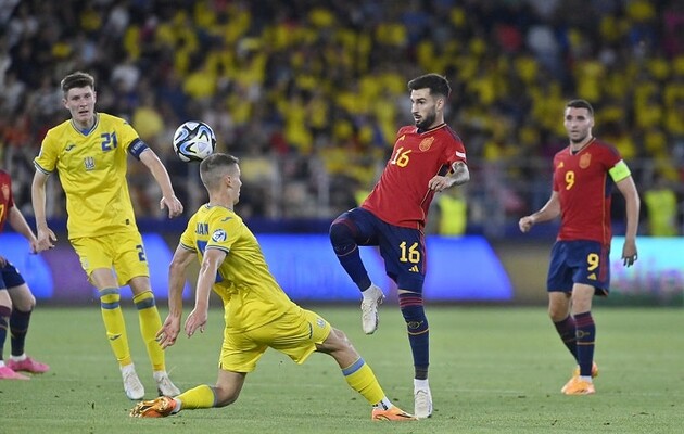 Украина разгромно проиграла Испании в полуфинале молодежного Евро-2023