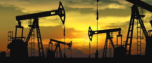 Доходы России от продажи нефти и газа в первом полугодии упали почти вдвое