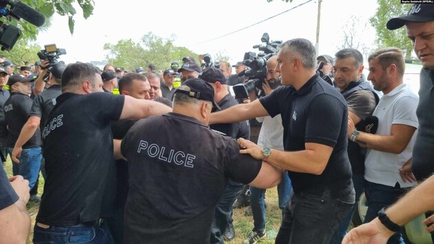 Організатори Tbilisi Pride звинуватили поліцію у змові з противниками фестивалю