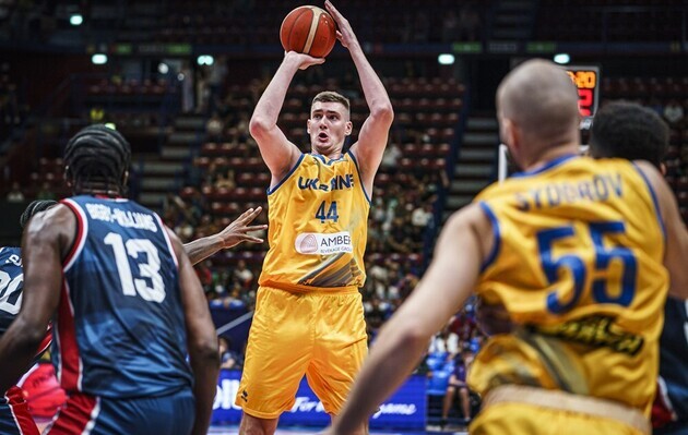 Украинский баскетболист провел яркий дебютный матч в Летней лиге НБА