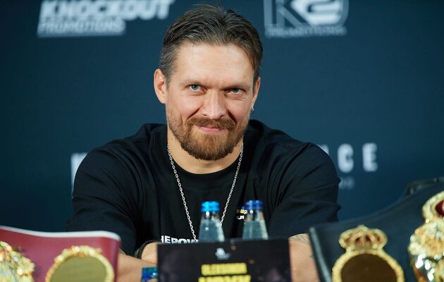 Александр Усик