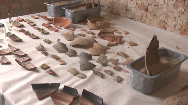 Археологи нашли в Хмельницкой области керамику времен Киевской Руси