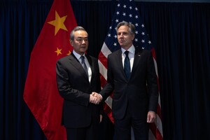 Блінкен зустрівся з головним дипломатом Китаю