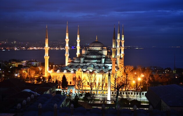 Туреччина забороняє видачу посвідок на проживання у Стамбулі