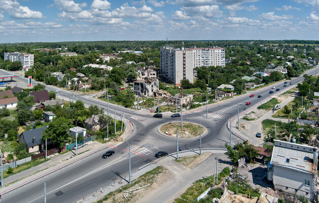 Руйнування в Чернігові внаслідок російських атак