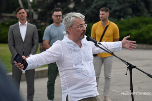 Ткаченко заявил, что подал заявление об отставке, назвав причину такого решения