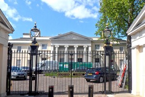 Индийский миллиардер купил у россиянина роскошный особняк в Лондоне: сделка стала самой дорогой за несколько лет