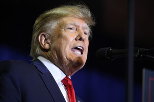 Трампу выдвинули дополнительные обвинения - CNN