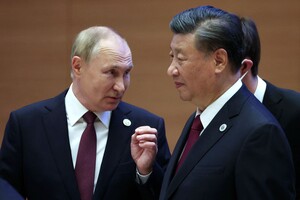 Санкции не остановили Путина, но могут остановить Си – Bloomberg