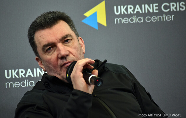 Данилов: Украина продолжит поставлять миру зерно