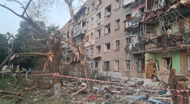 Враг бил по пяти районам Харьковской области. Есть погибшая и четверо раненых
