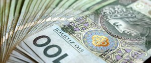 Виплати на дітей у Польщі: чому їх можуть припинити українським біженцям