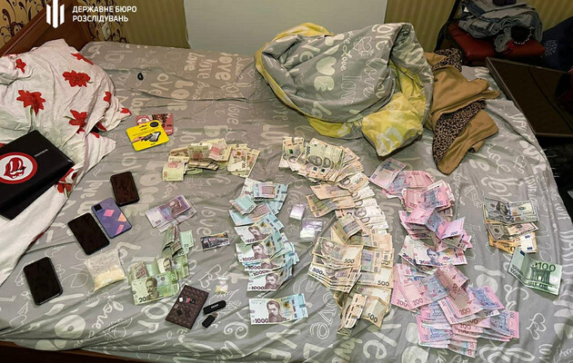 Під суд підуть наркоторгівці з Дніпропетровської області: продавали метамфетамін під 
