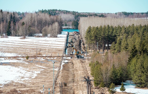 Кордон між Фінляндією та Росією