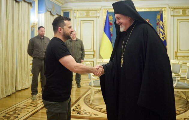 В Україну приїхав представник Вселенського Патріархату та зустрівся із Зеленським