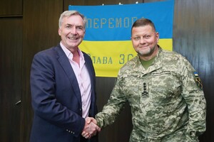В Україну прибув начальник Штабу оборони Британії та зустрівся із Залужним