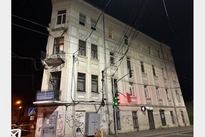У центрі Львова впав балкон, загинув чоловік, який стояв на ньому