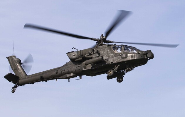 Держдеп США погодив продаж Польщі гелікоптерів Apache та керованих ракет – Reuters