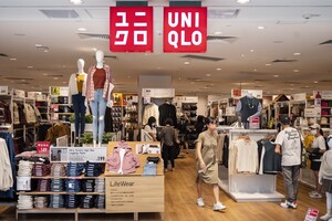 Японская компания Uniqlo полностью уходит из РФ