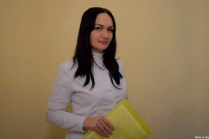 Ув’язнена в РФ журналістка Данилович повністю втратила слух на ліве вухо