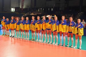 Третя перемога поспіль: жіноча збірна України з волейболу вийшла у плей-офф чемпіонату Європи