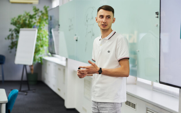 Едем Адаманов