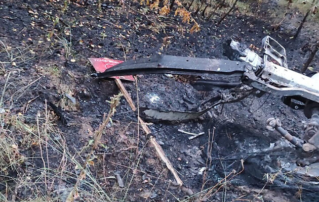 В Черниговской области авто подорвалось на мине: двое погибших, среди раненых — дети