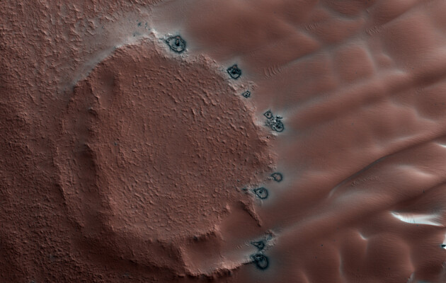 Експерименти з пошуку життя на Марсі могли вбити його